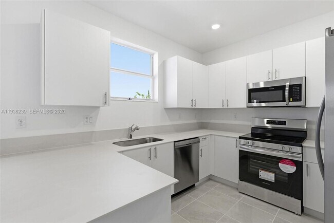 Foto del edificio - 2705 SE 25th Ave