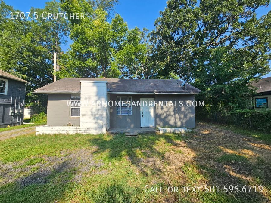 Primary Photo - 1707.5 Crutcher St