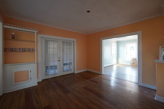 Foto del edificio - 606 W Tunstall St