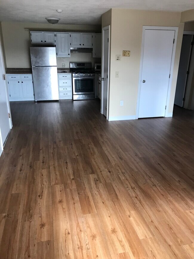 11 Kenmar Dr, Billerica, MA 01821 Townhome Rentals in Billerica MA