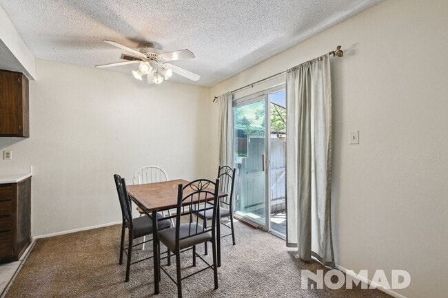 Building Photo - Charming 2BR Townhome in Aurora