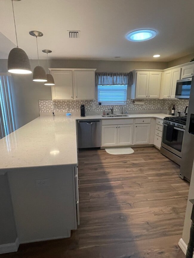 Building Photo - 5828 Tupelo Ter