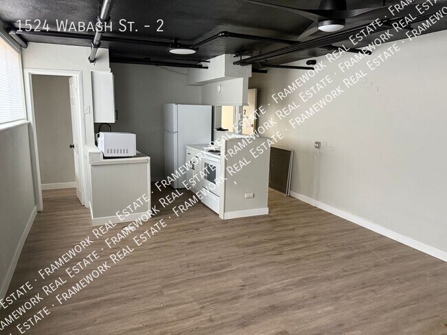 Photo - 1524 Wabash St Apartment