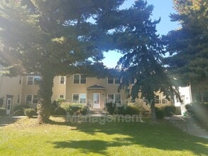 Building Photo - 824 N 46th St