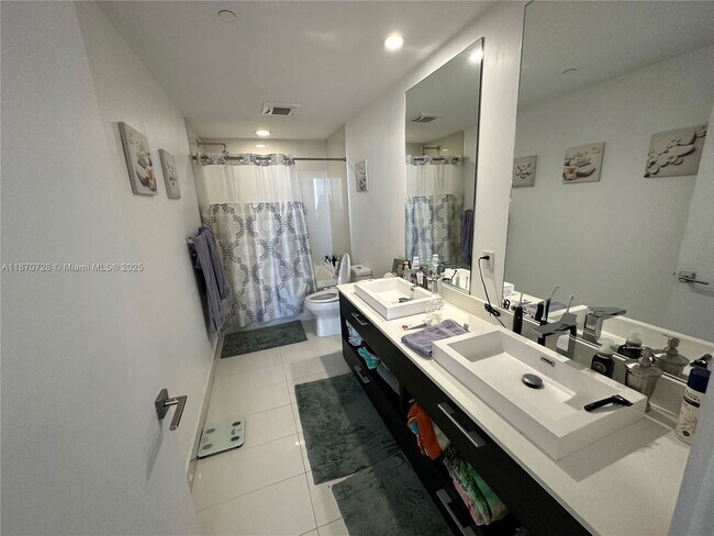 Foto del edificio - 45 SW 9th St