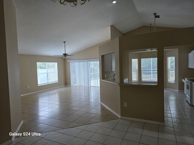 Building Photo - Welcome Home!