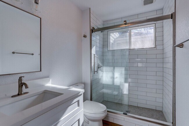 Foto del edificio - Charming 3 Bed/2.5 Bath Northglenn Townhom...