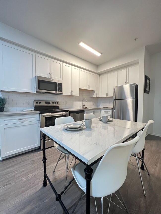 Interior Photo - The William on Sunset