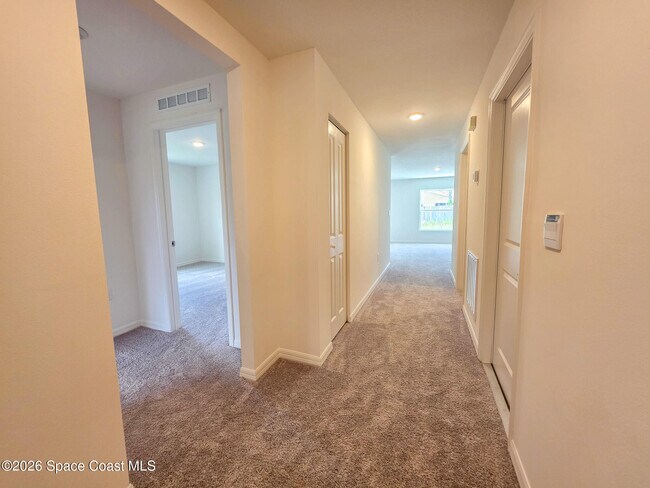 Foto del edificio - 726 Scotten Ave SW