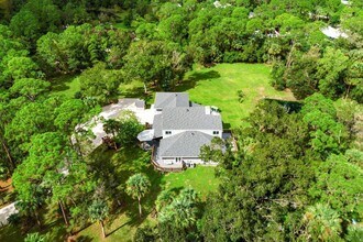 Building Photo - 12151 Old Indiantown Rd
