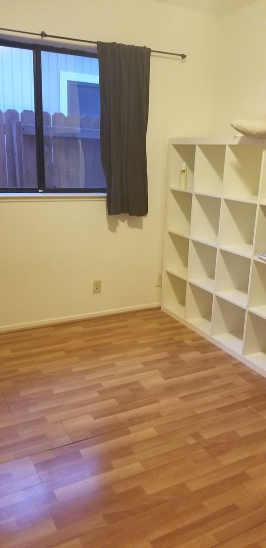 Foto del edificio - 3 Bedroom 2 Bathroom West Davis Home