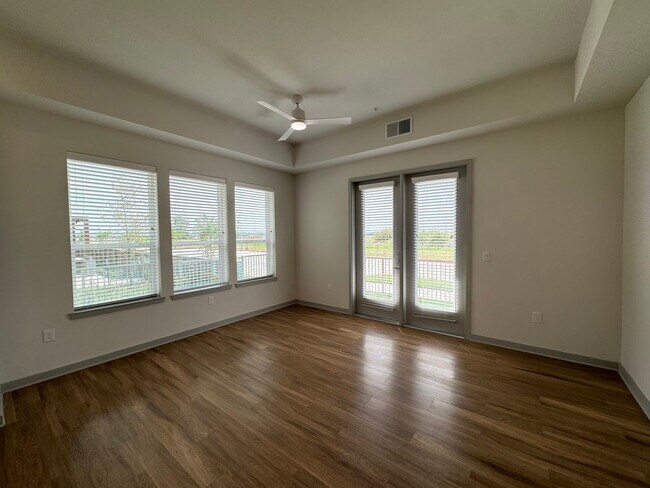 Foto del edificio - 4700 Lakeside Holw St