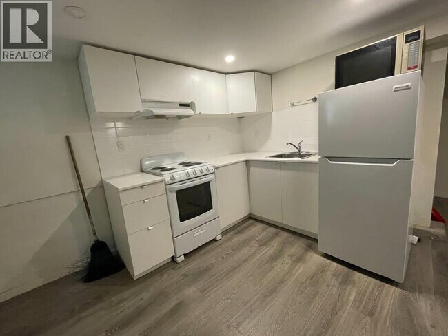 Photo du bâtiment - 4631 W 14th Ave