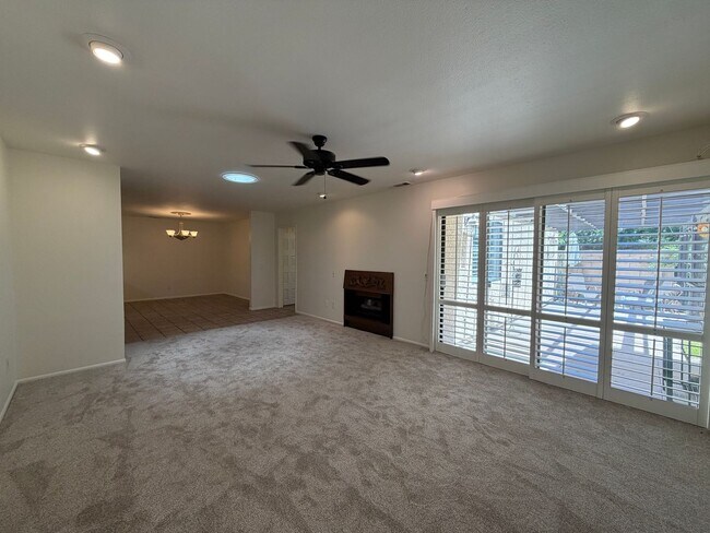 Foto del edificio - 607 E Palm Ave