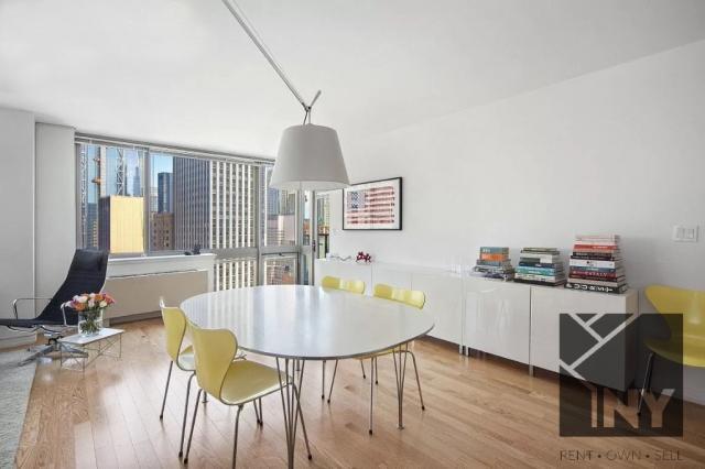 Foto principal - 2 bedroom in New York NY 10038