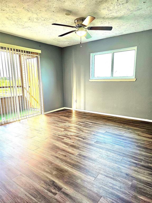 Building Photo - 10555 Turtlewood Ct