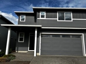Building Photo - 1054 NE Regan Hill Loop