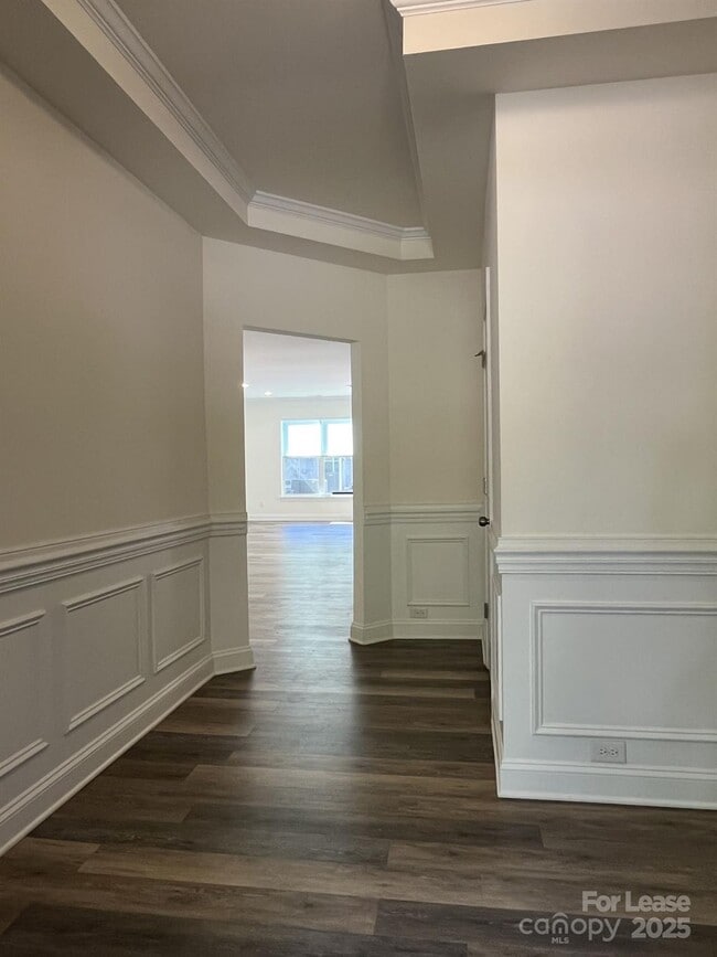 Foto del edificio - 6814 Harris Bay Rd