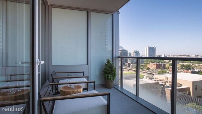 Foto del edificio - 1240 N Wells St