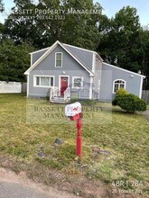 Building Photo - 20 Forest Ave