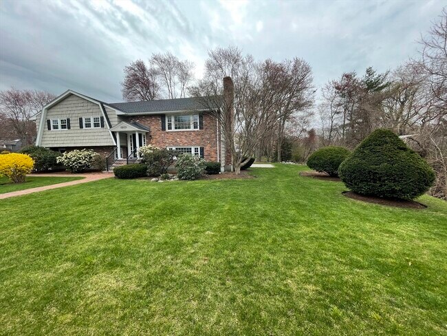 Foto del edificio - 2 Barrett Rd