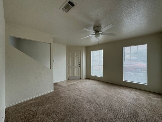 Building Photo - 4207 Deek Dr