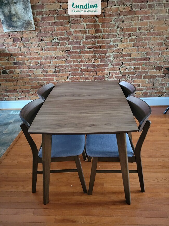 Foto del edificio - 514 F St NE