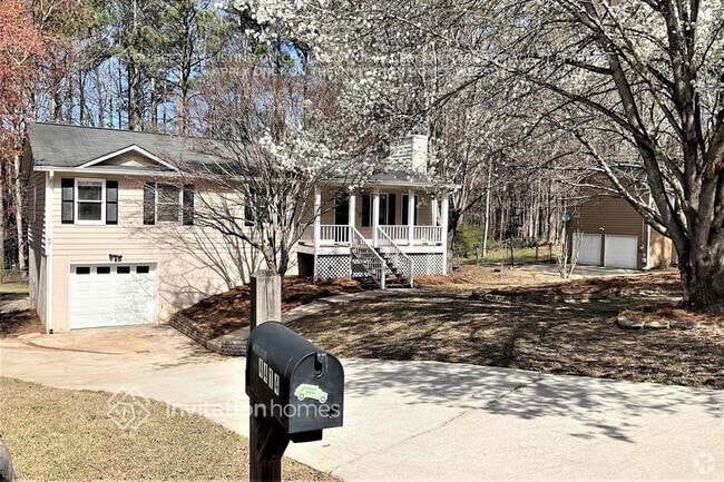 Building Photo - 4414 Lamar Dr