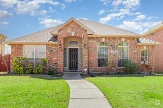Building Photo - 3925 Oakmont Dr