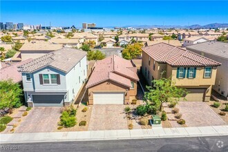 Building Photo - 5568 Autumn Cliffs Way