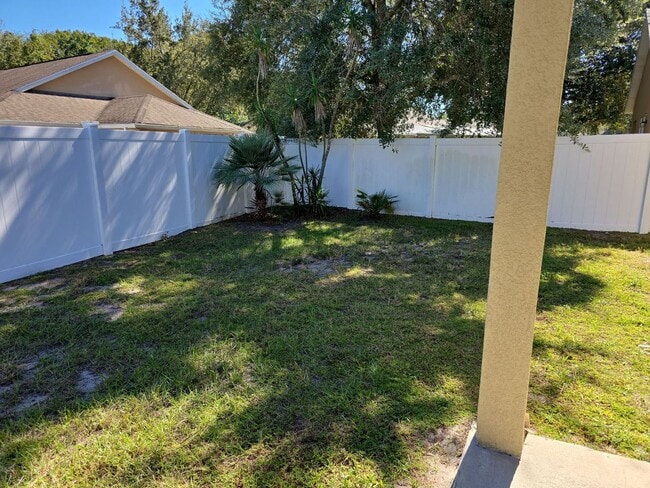 Building Photo - Charming 3-Bedroom, 2-Bathroom Single-Family Pool Home in New Port Richey, FL