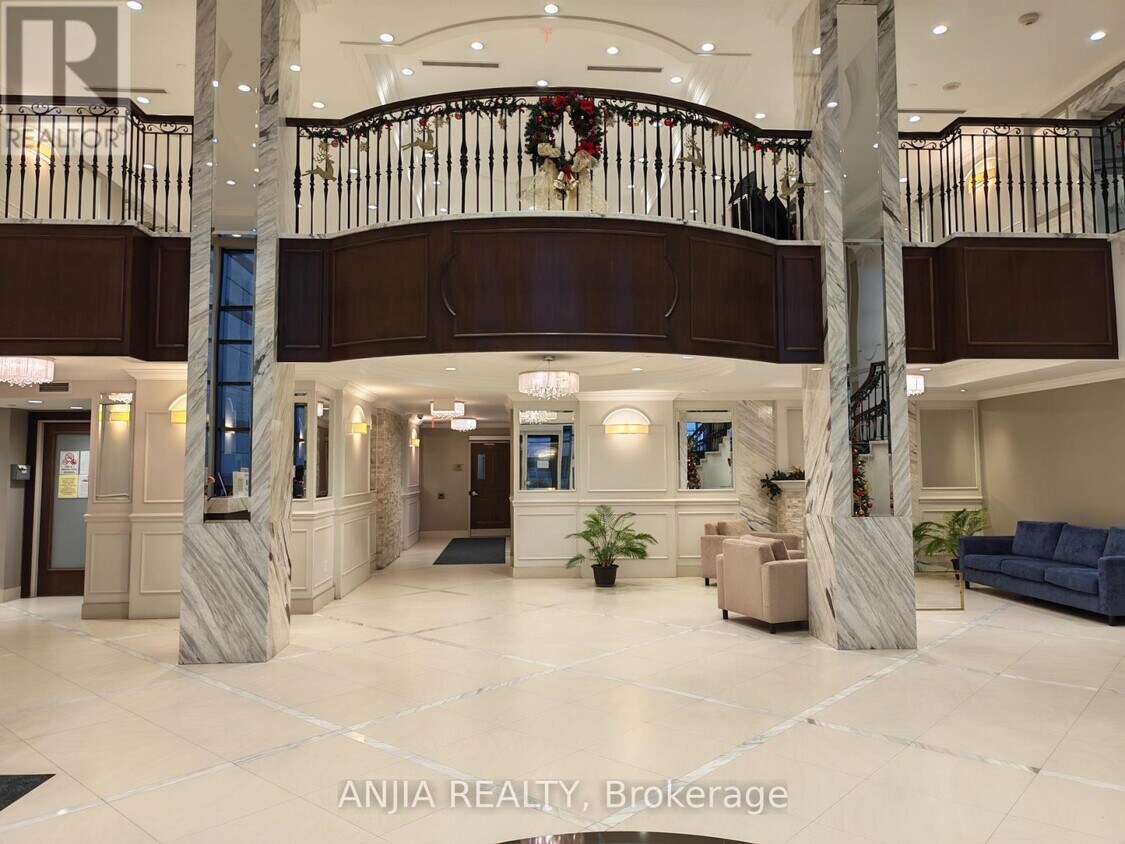 Photo principale - 89 S Town Centre Blvd