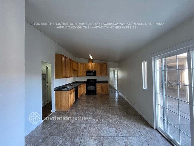 Building Photo - 312 Hopkins Dr