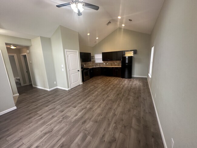 Foto del edificio - 1218 NW 22nd St