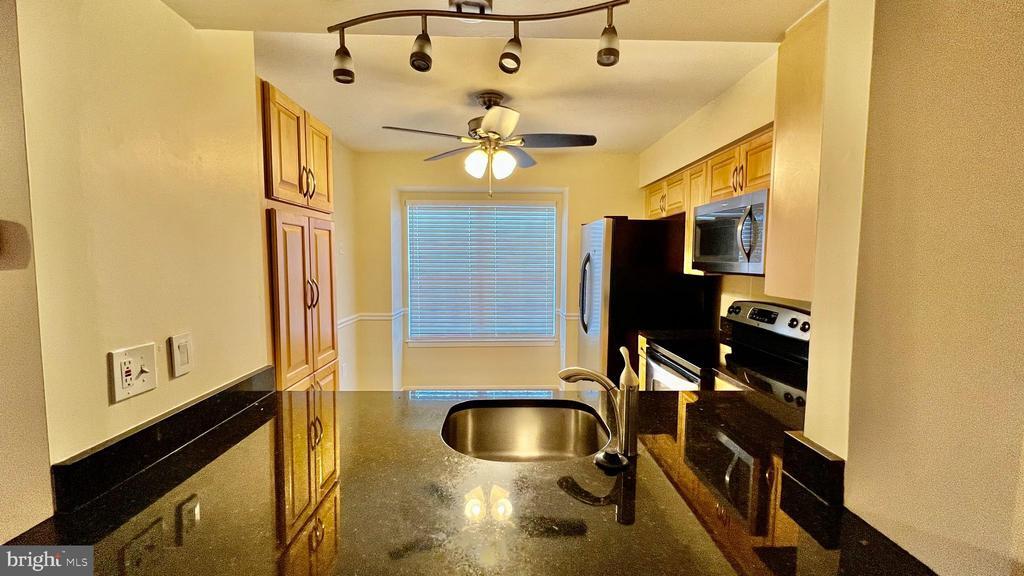 Foto principal - 18927 Birdseye Dr