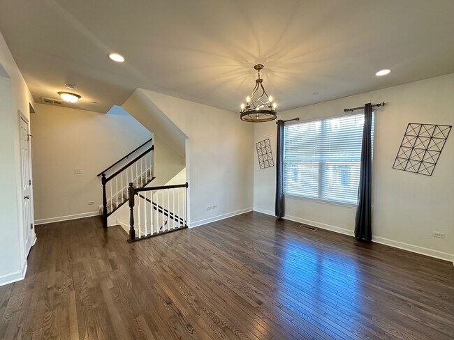 Foto del edificio - 1423 N Charles Ave