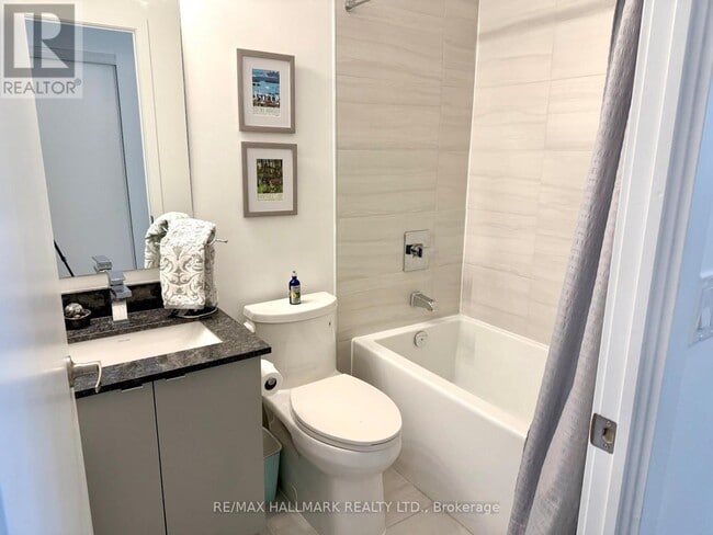 Building Photo - 630 Greenwood Ave