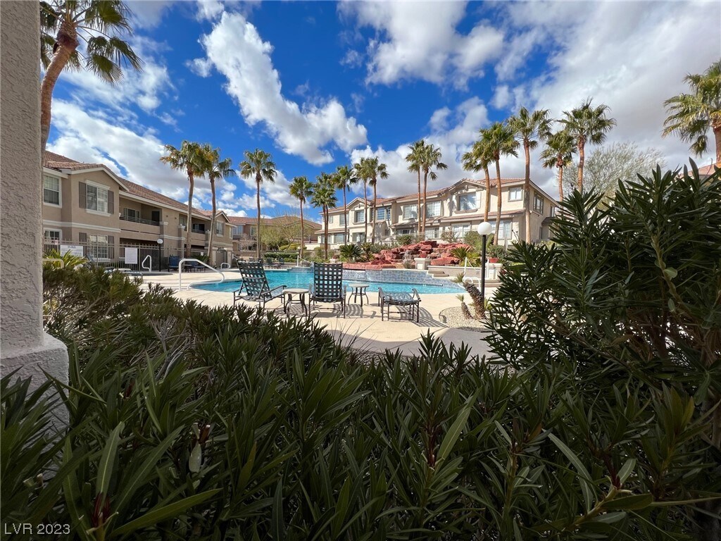 9901 Trailwood Dr Unit 1017, Las Vegas, NV 89134 Condo for Rent in