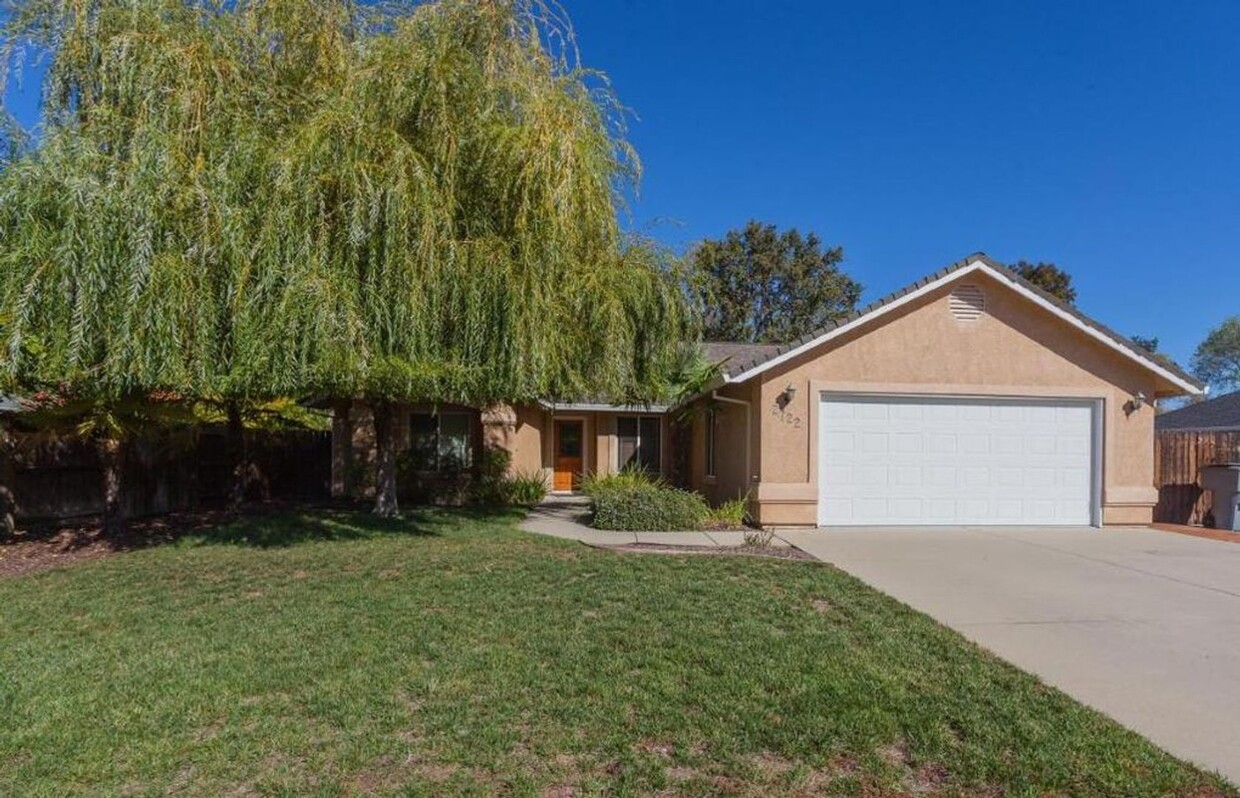 Primary Photo - Beautiful South Redding Home