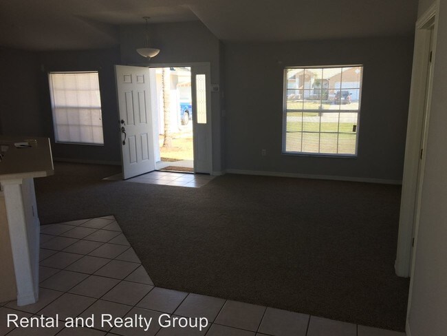 Building Photo - 2937 Evans Dr