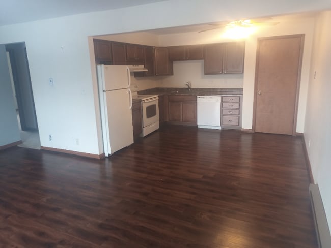 Building Photo - 2915 Park Terrace Dr