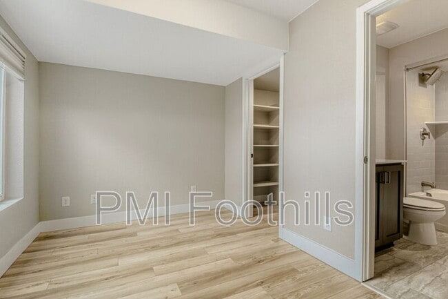 Foto del edificio - 1611 N Harlan St