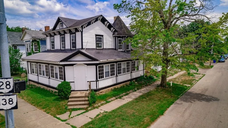 Foto principal - 456 Jefferson St