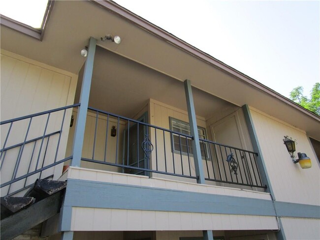 Foto del edificio - 312 E 43rd St