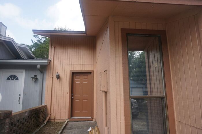 Primary Photo - Southside ~~ One story townhome