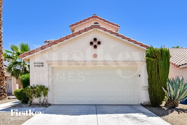 Building Photo - 6046 Evening View St