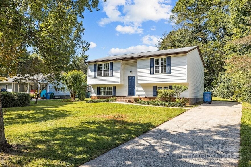 Foto principal - 7120 Clear Crossing Ln
