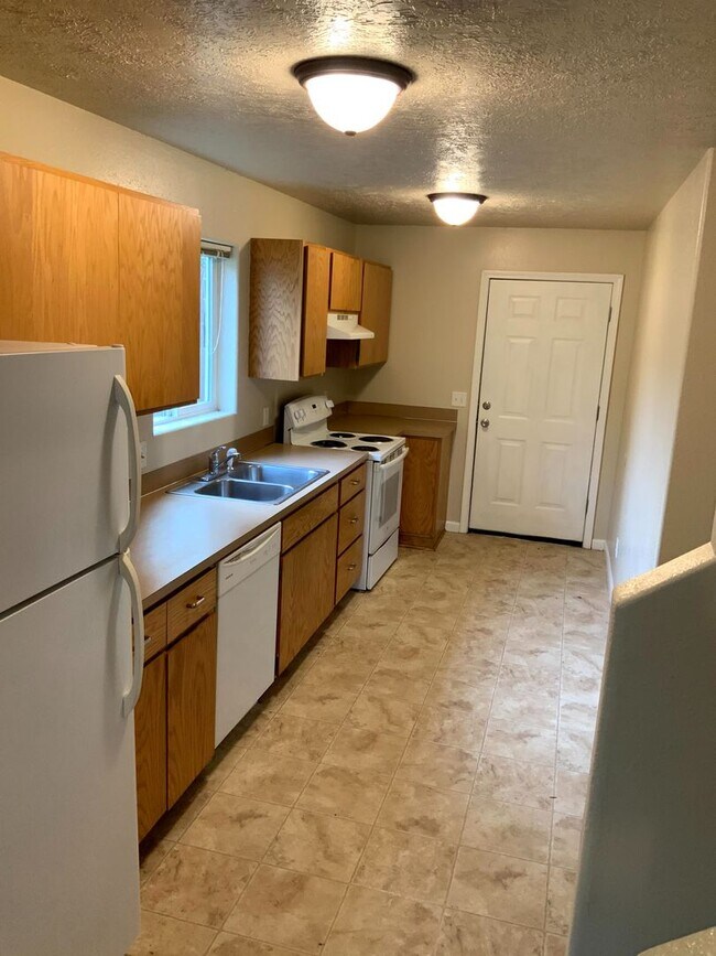 Foto del edificio - 4 Bedroom 2 Bathroom Home Near Thurston