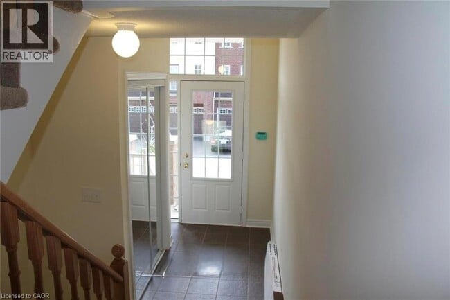 Photo du bâtiment - 2178 Fiddlers Way