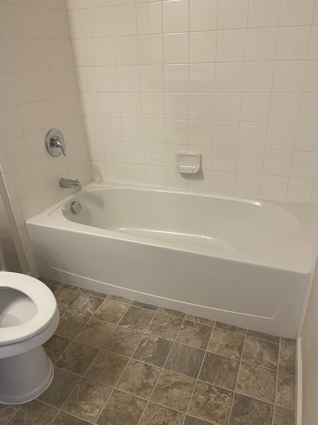 Foto del edificio - 1749 Aspen Meadows Cir